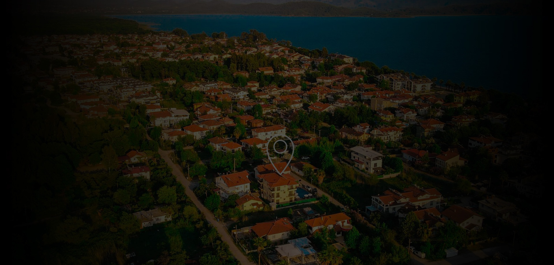 Ruhunuzu dinlendirecek bir tatil için rezervasyon yaptırmayı unutmayın!